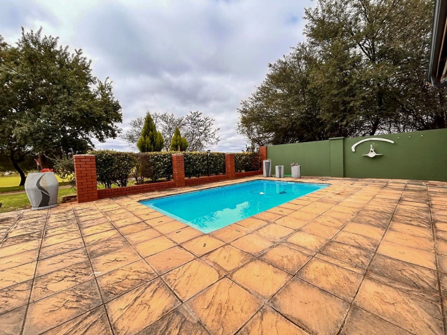3 Bedroom Property for Sale in Vaal de Grace Golf Estate Free State